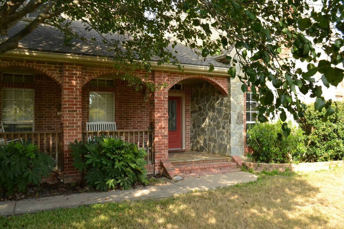 Dogwood Farm Republic Ranches