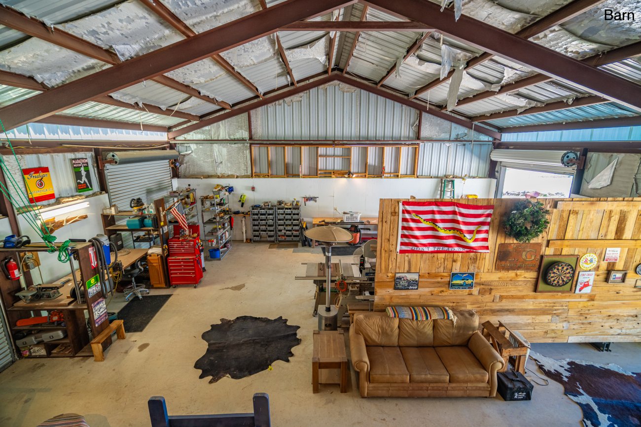 32-Barn- 32-Barn-
