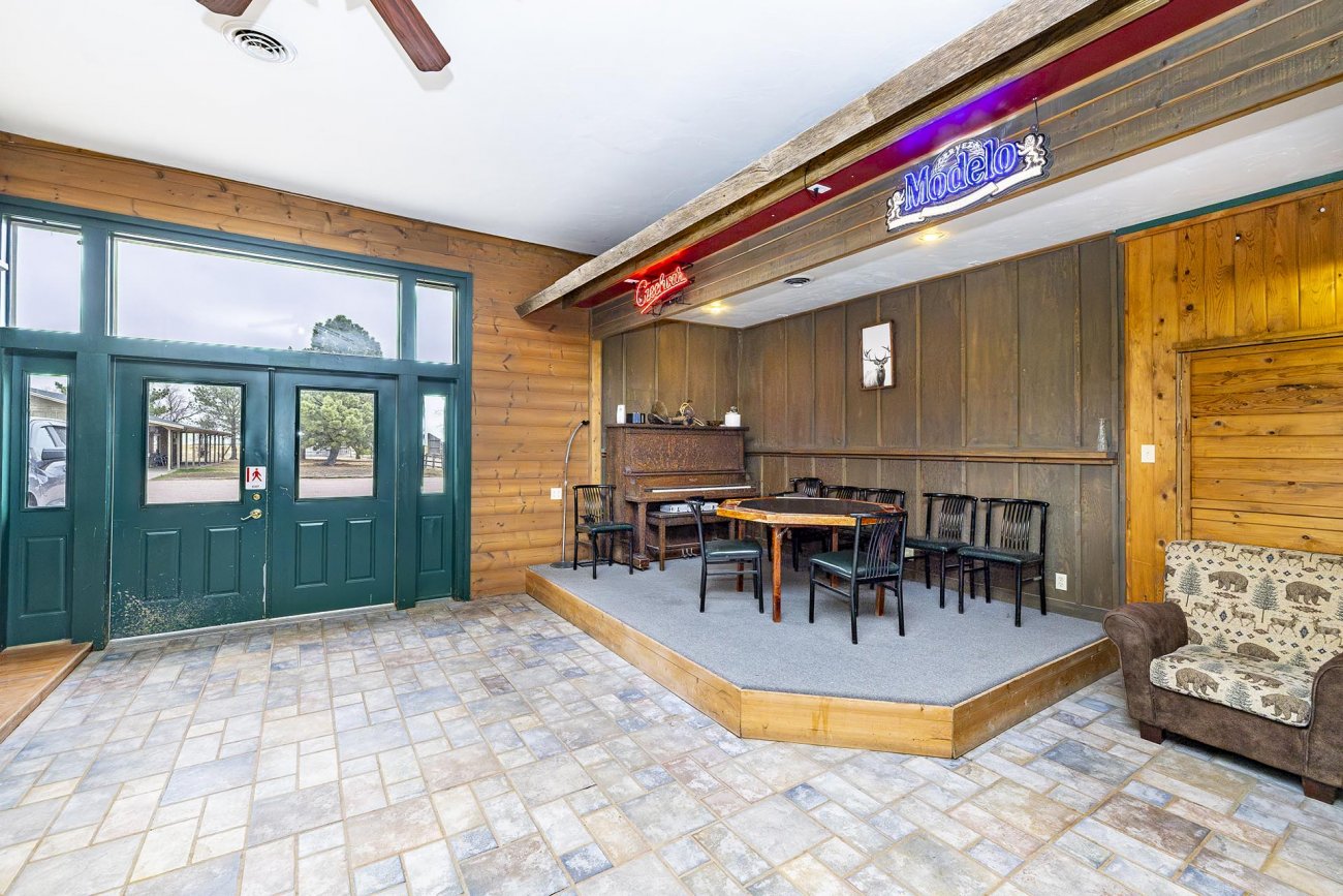 business-property-with-stage-and-piano-colorado-bow-barrel-lodge