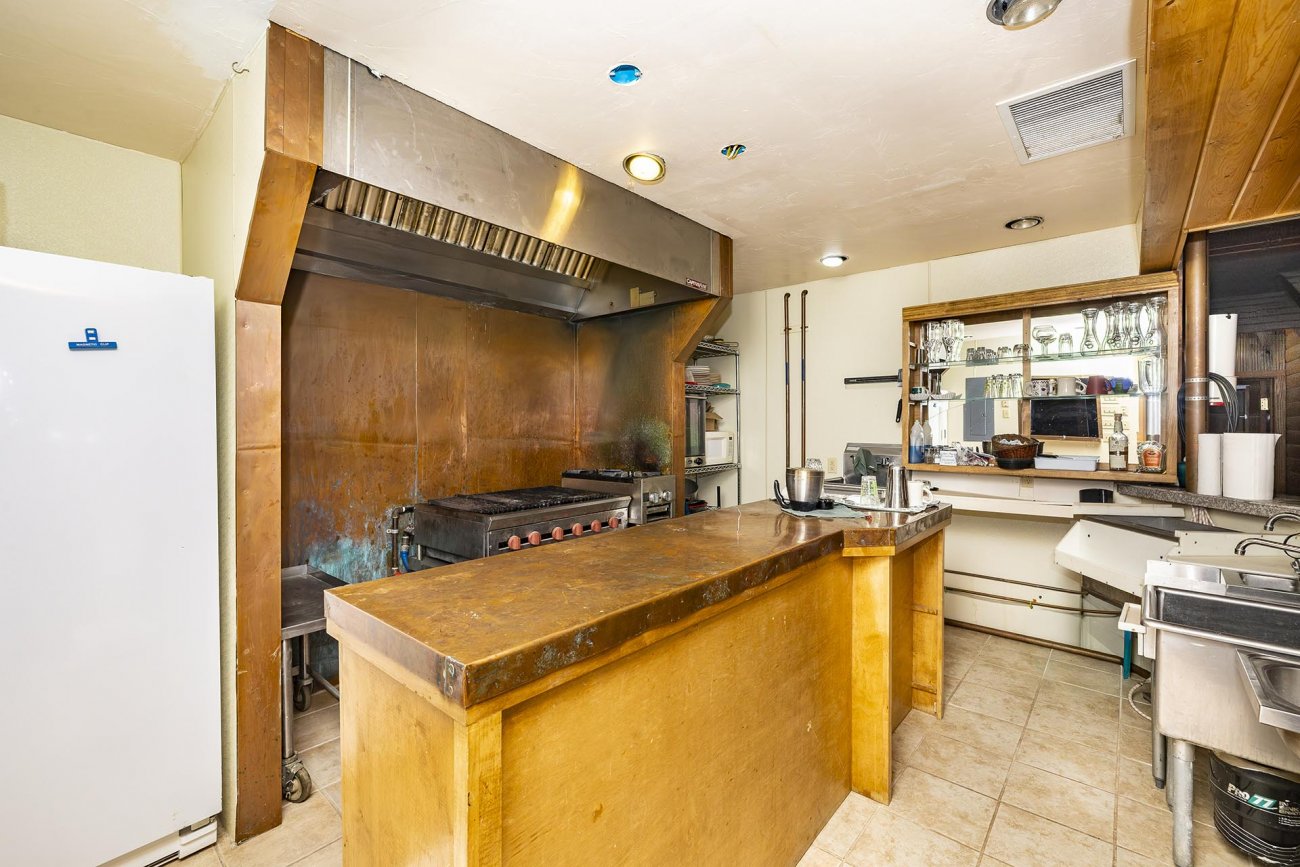 cantina-kitchen-for-sale-colorado-bow-barrel-lodge