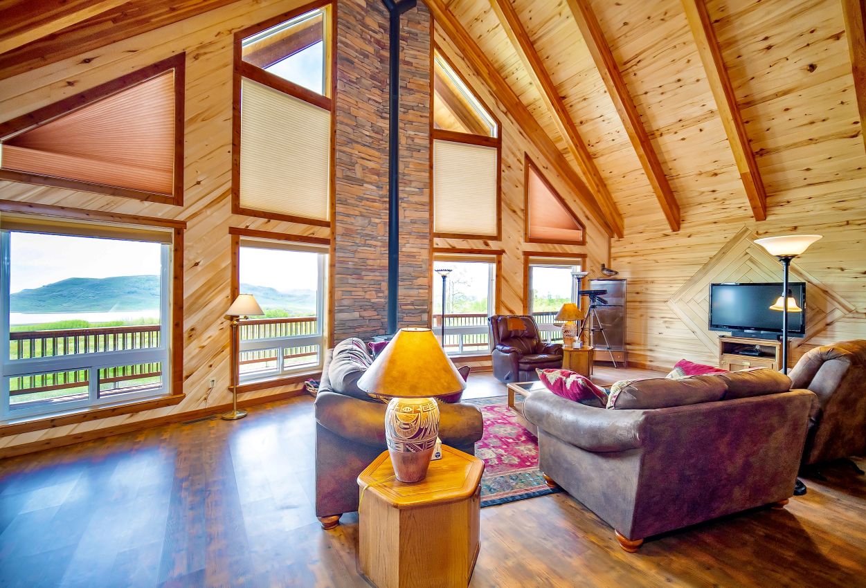 cabin-living-room-Colorado-Brumley-Aspen-Waters-Ranch