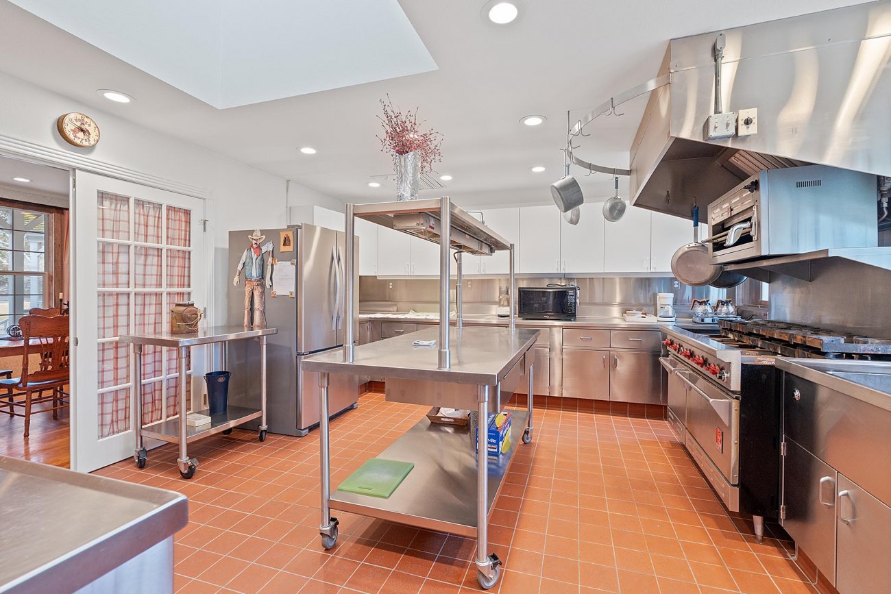 industrial-kitchen-main-home-oregon-criterion industrial-kitchen-main-home-oregon-criterion