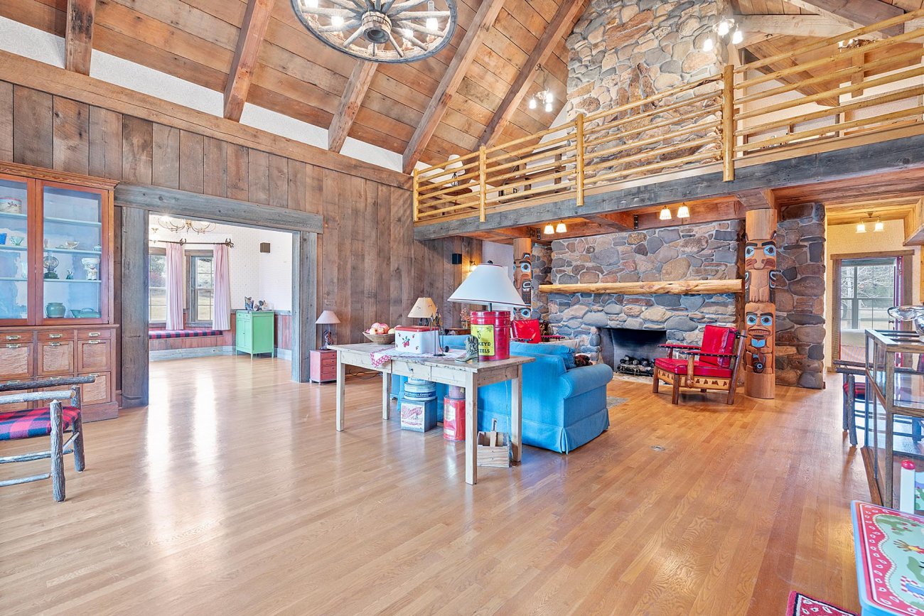 main-home-living-room-oregon-criterion main-home-living-room-oregon-criterion