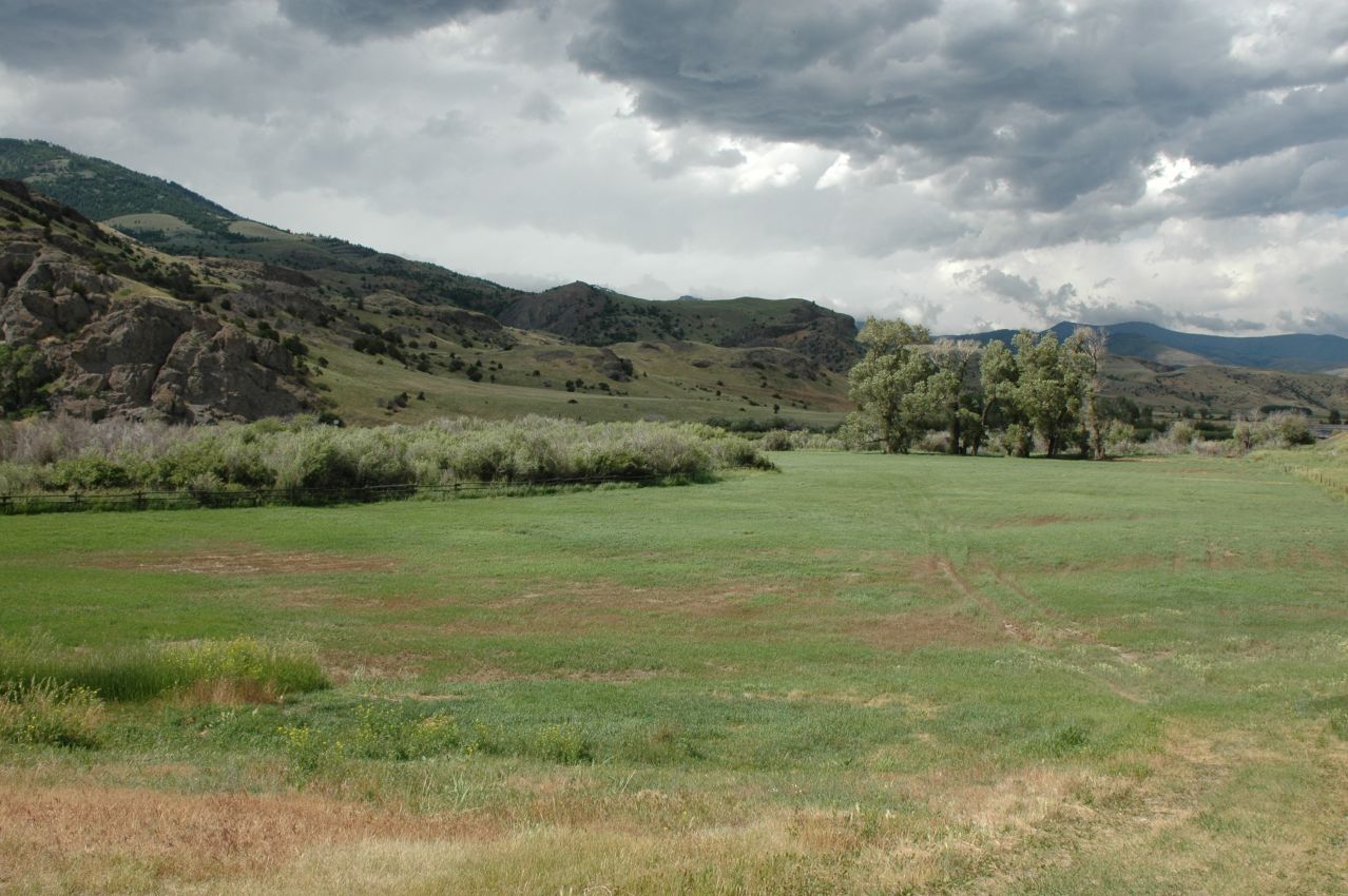 Paradise-Valley-Ranch-For-Sale-Montana-Dome-Mountain-Ranch