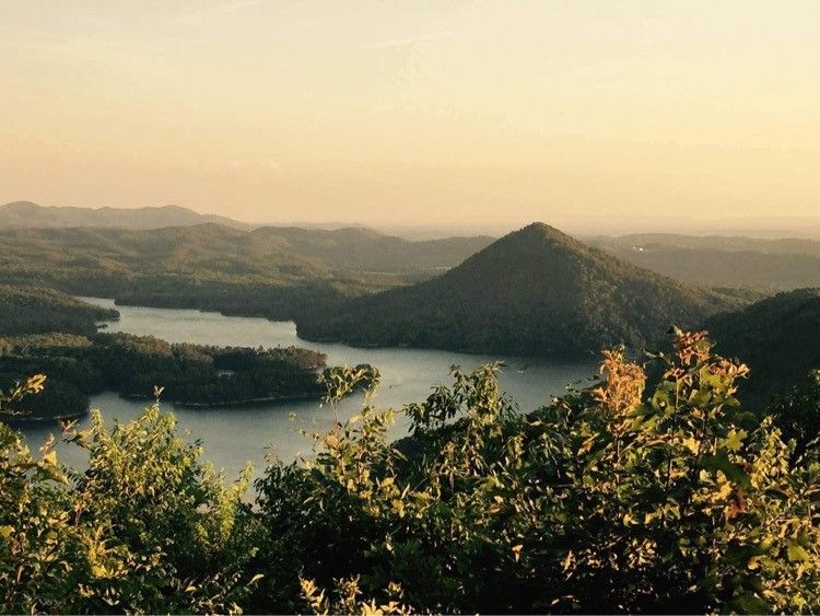 Tennessee-Mountain-sporting-realxing-equestrian-commercial-forest-land-develop-resort-retreat-outfitter-Tennessee-Prince-Mountain-Overlooking-Lake-Ocoee