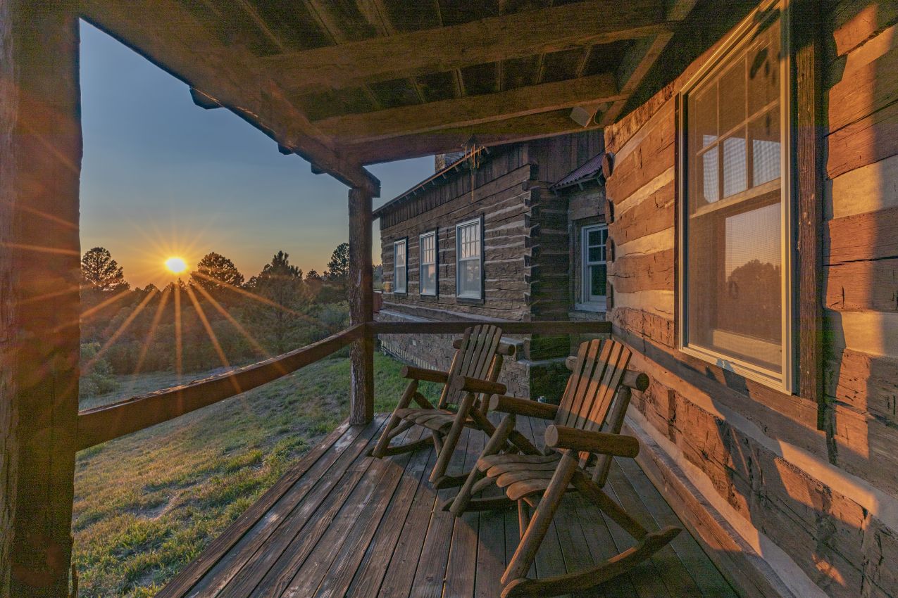 Porch-Sunset-Colorado-Four-Shooting-Stars-Ranch