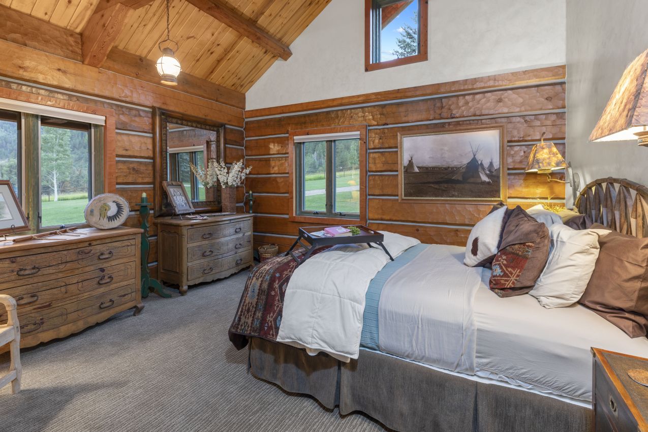 third-bedroom-colorado-goble-creek-ranch