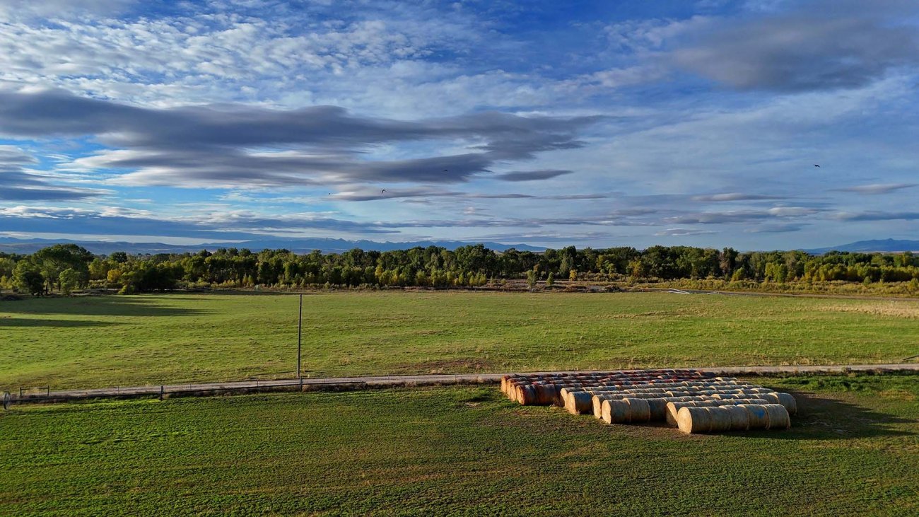 Gallatin-River-Montana-Jefferson-River-Hoimestead