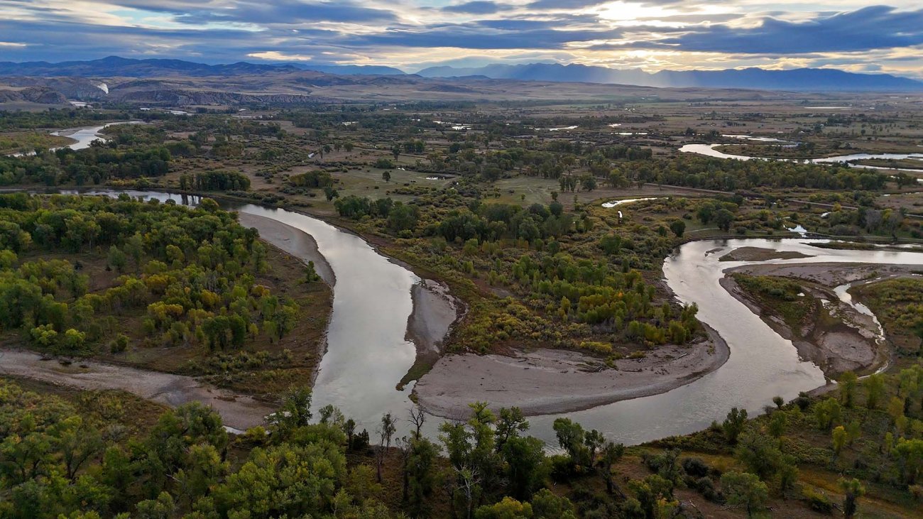 Lewis-and-Clark-Montana-Jefferson-River-Hoimestead