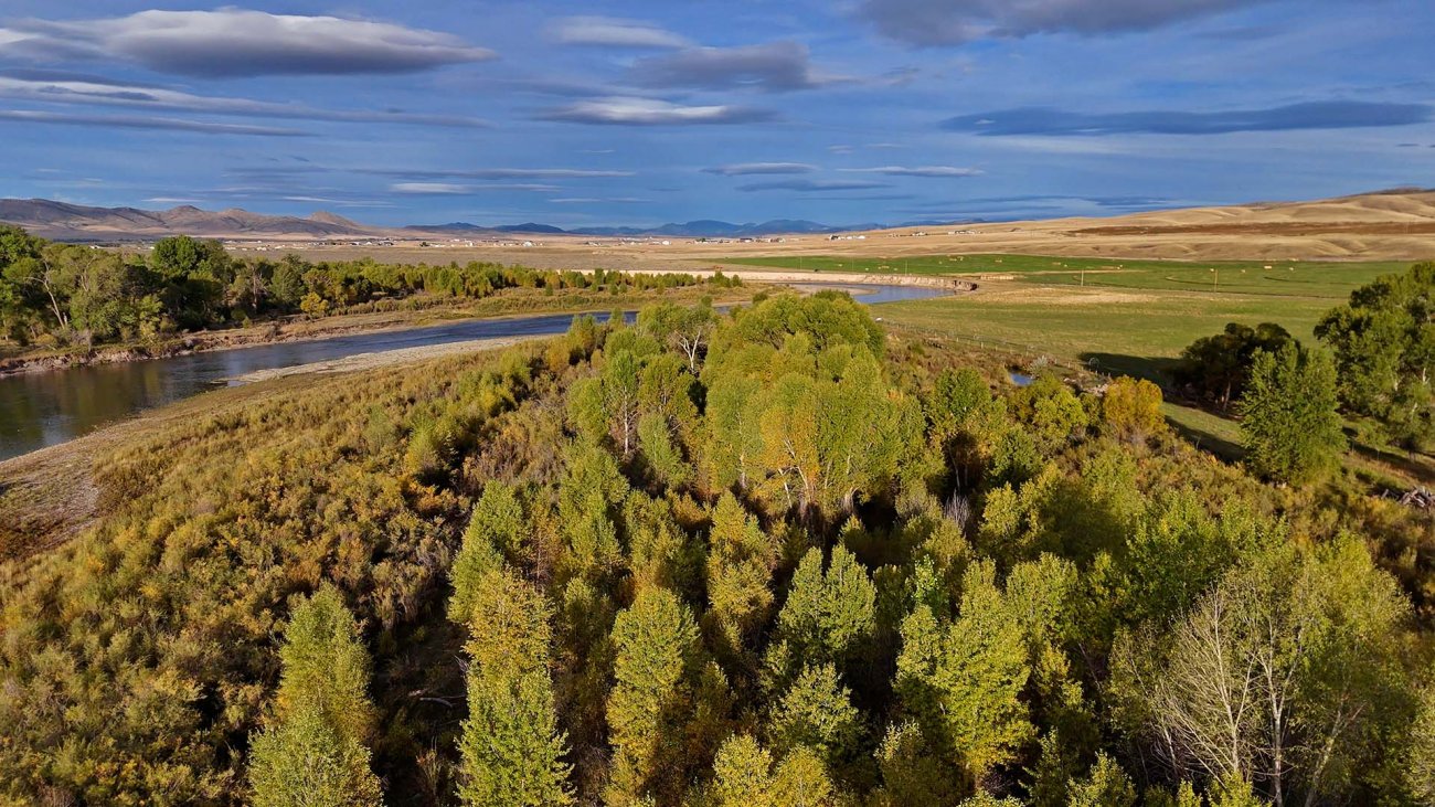 Manhattan-Montana-Jefferson-River-Homestead Manhattan-Montana-Jefferson-River-Homestead