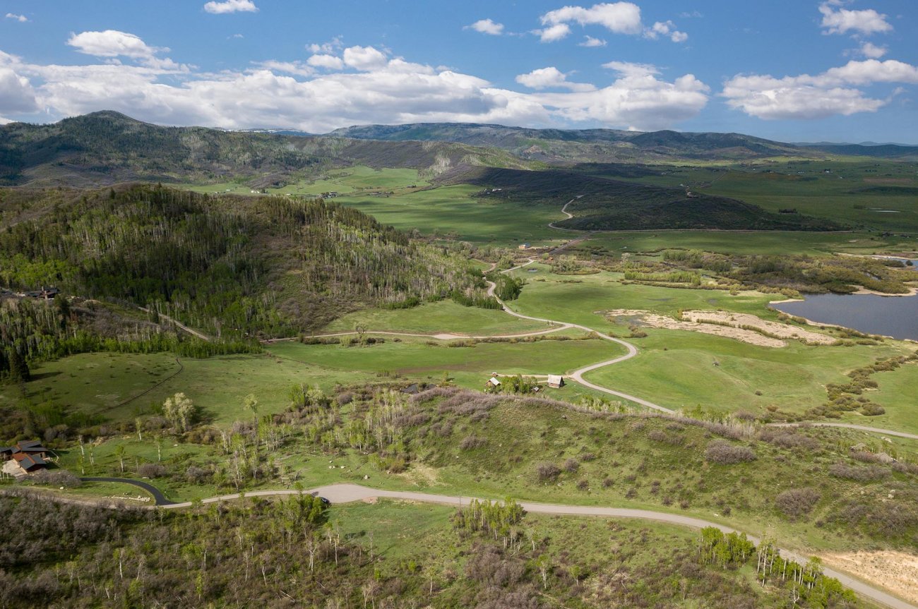 steamboat-fine-dining-colorado-lake-catamount-homesite