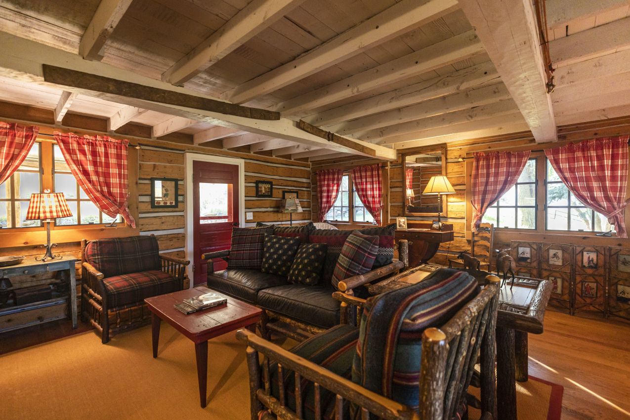 Living-Room-Old-Post-Office-Colorado-Ragged-Mountain-Ranch