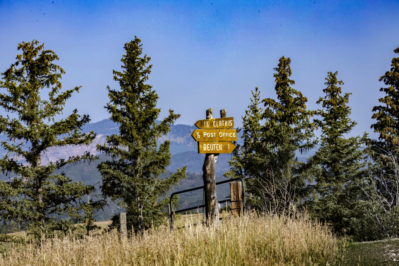 Location-Signs-Colorado-Ragged-Mountain-Ranch