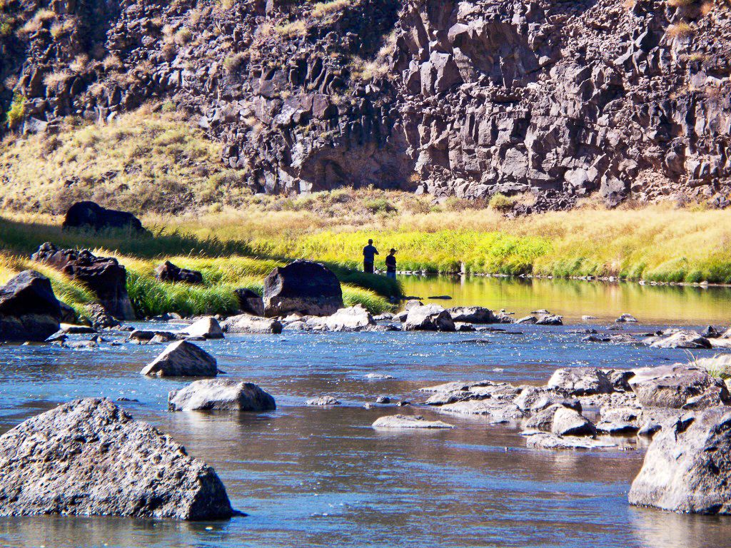 Fishing-scene-Fishermen-solitary-anglers-Colorado-Rio-Grande-Del-Norte-Ranch