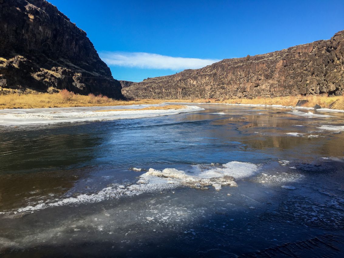 Ice-Fishing-Rio-Grande-Gorge-winter-Colorado-Rio-Grande-Del-Norte-Ranch