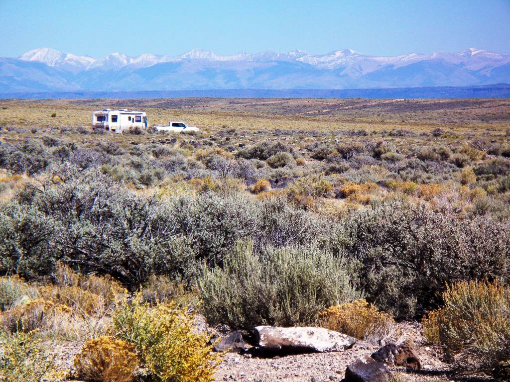 camping-mountains-RV-mountain-view-colordo-rio-grande-del-norte-ranch