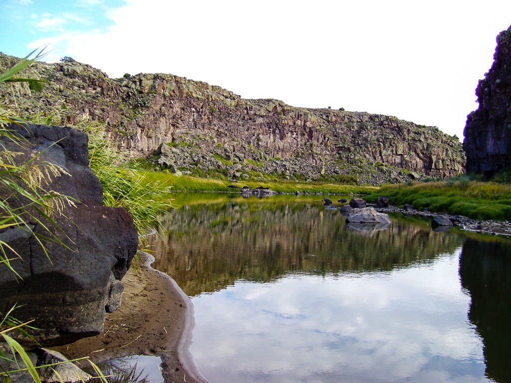 river-reflection-private-river-frontage-colorado-rio-grande-del-norte-ranch