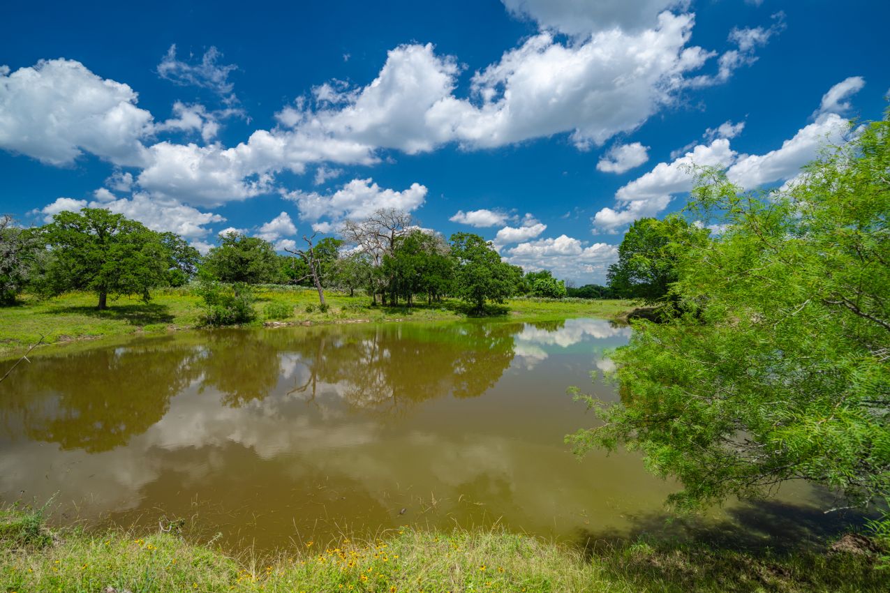 Creek Bend Ranch - Republic Ranches