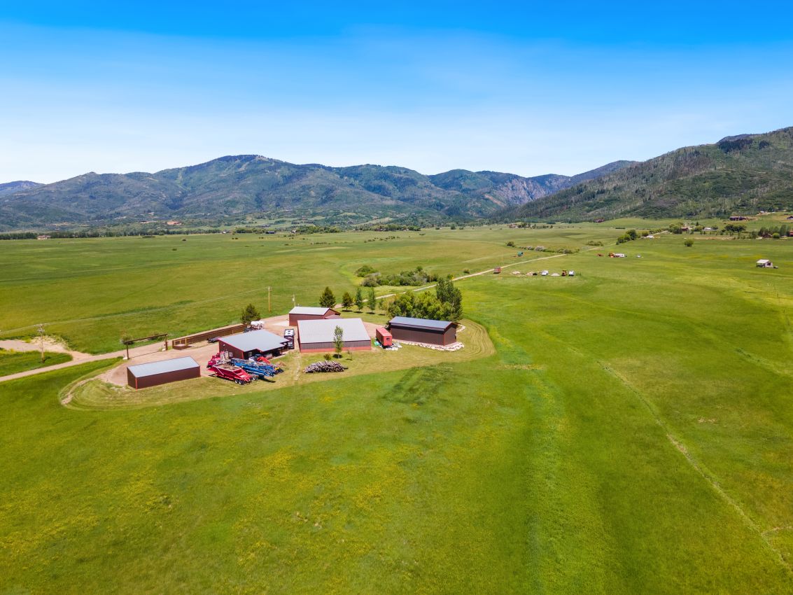 small-ranch-colorado-south-valley-meadows