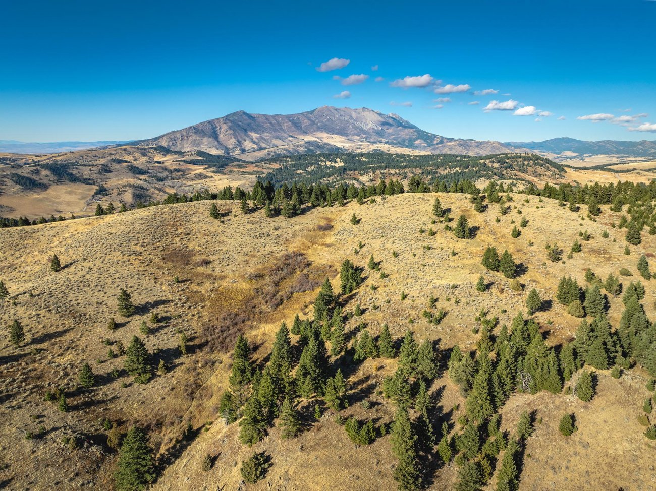 bridger-mountains-ridgeline-views-montana-schmidt-ranch bridger-mountains-ridgeline-views-montana-schmidt-ranch