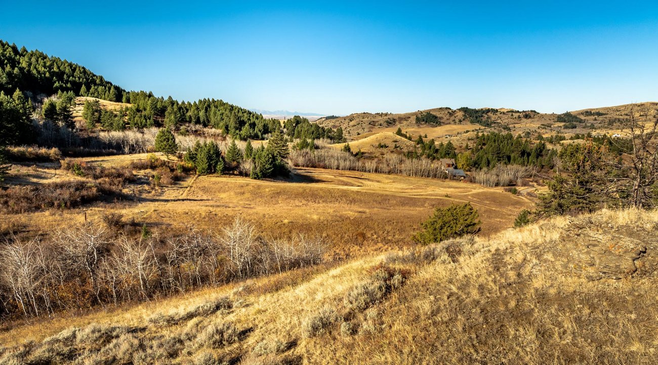 valley-views-with-mountains-montana-schmidt-ranch valley-views-with-mountains-montana-schmidt-ranch