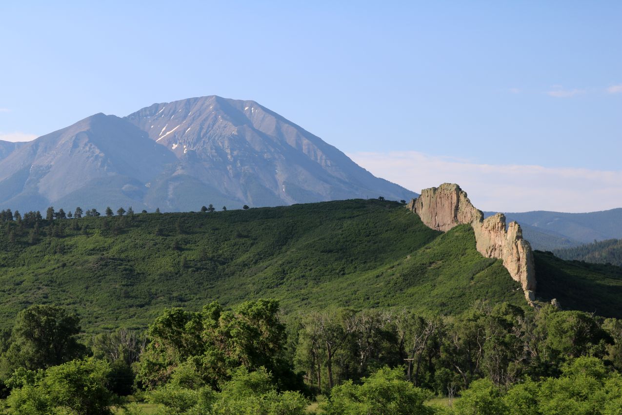 Profile-Rock-and-West-Spanish-Peak-Colorado-Ventana-al-Cielo