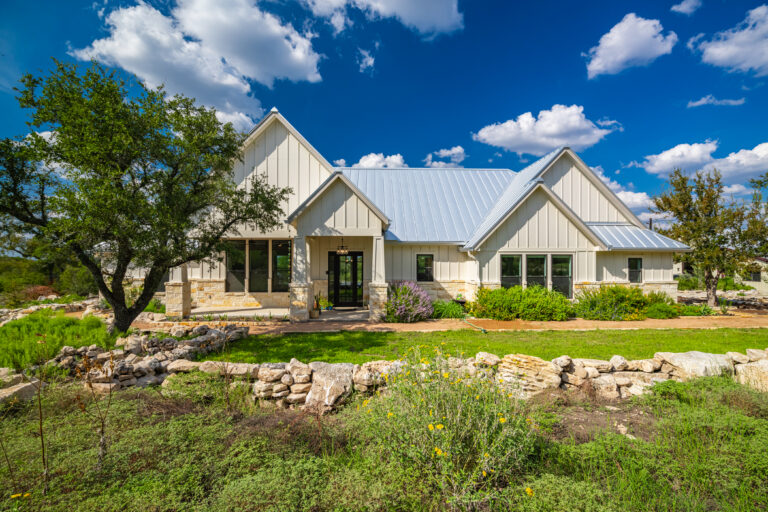 Honey Bloom Retreat (photo 3)