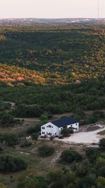 Cedar Trunk Ranch | Cedar Park, Texas

A Hill Country retreat tucked into a canyon, just outside the Cedar Park city limits.

Dramatic rock rims frame the property, while rolling hills, hidden box canyons, caves, and natural rock formations create a landscape that feels far removed from the city. At the heart of it all sits an impressive barndominium with five suites, an indoor sports court, and expansive outdoor living spaces with a pool, sauna, and room to entertain. Comment TRUNK for more details sent to your DMs! 

Listing Details | republicranches.com/properties/texas/hill-country/cedar-trunk-ranch